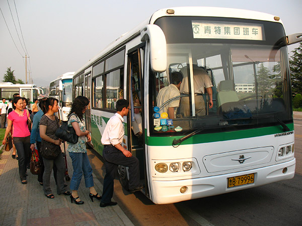 yl6809永利集团员工班车